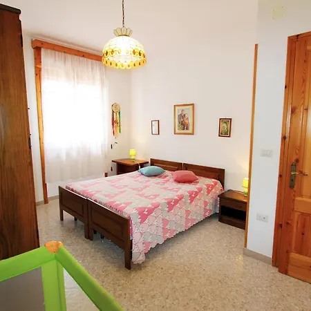 Holiday home Villetta Mirto 150 M Dalla Spiaggia Marina Di Pescoluse